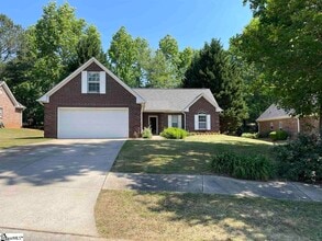 Building Photo - 619 Heathrow Ct