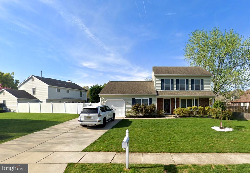 Primary Photo - 110 E Partridge Ln