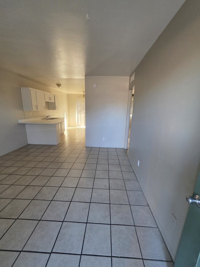 Photo - 1558 N Craycroft Rd Townhome