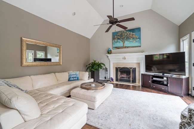 Foto del edificio - 4548 High Rock Terrace