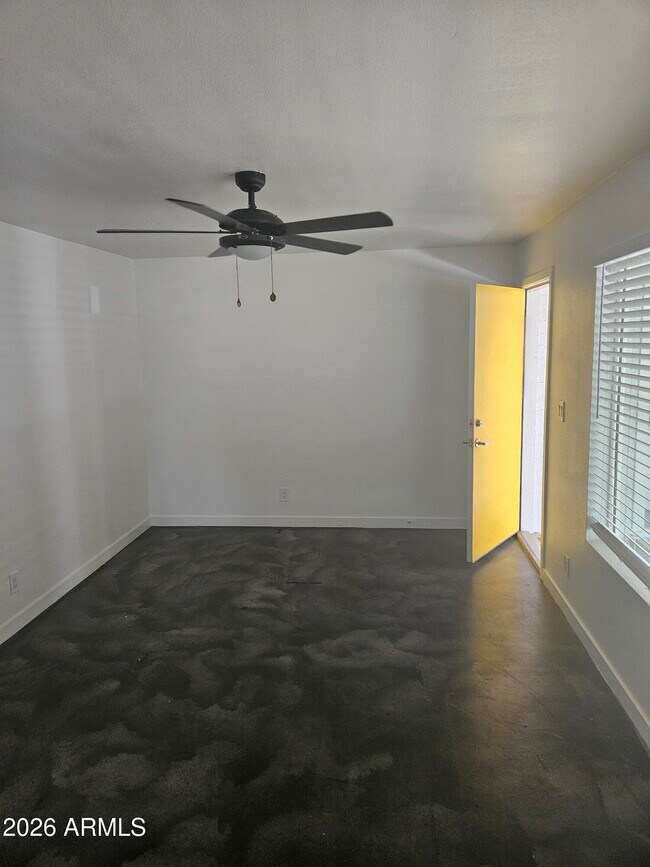 Foto del edificio - 2108 E Fairmount Ave