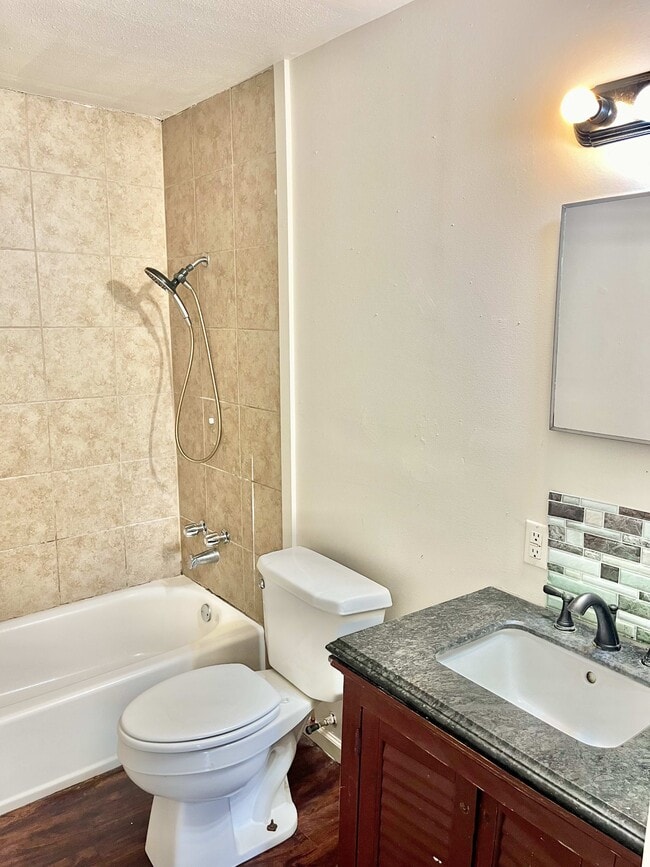 Foto del edificio - 4617 Ritterman Ave