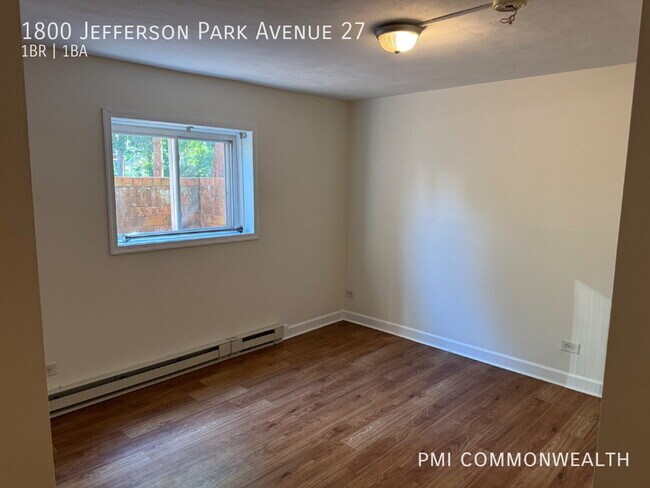 Foto del edificio - 1800 Jefferson Park Ave