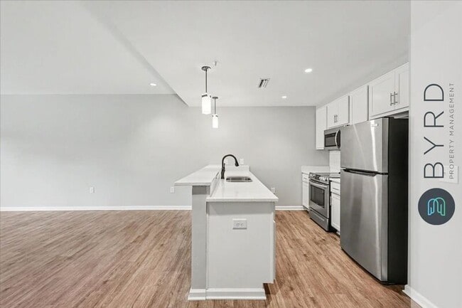 Building Photo - 1420 Ewing Pk Lp