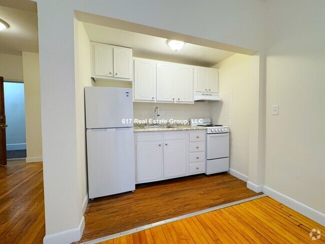 Building Photo - 64 Brighton Ave