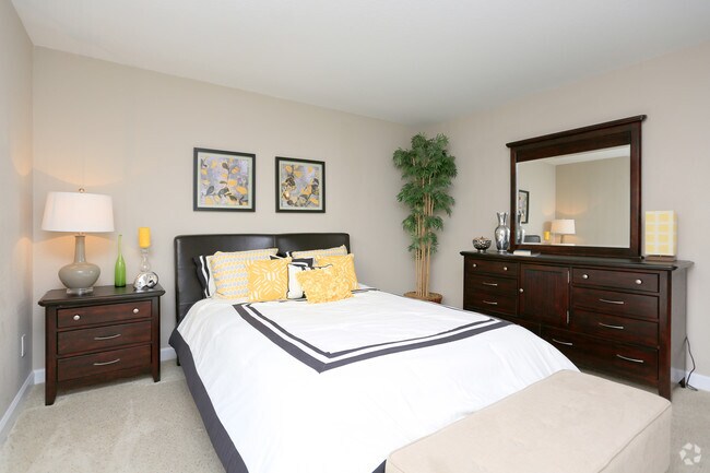 1HAB, 1BA - 684 ft² - The Madrid - Montecito Villas