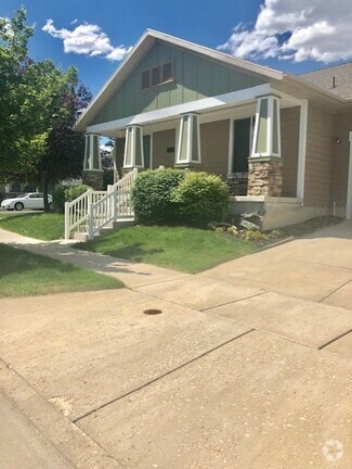 Building Photo - 11769 S Sun Tea Way