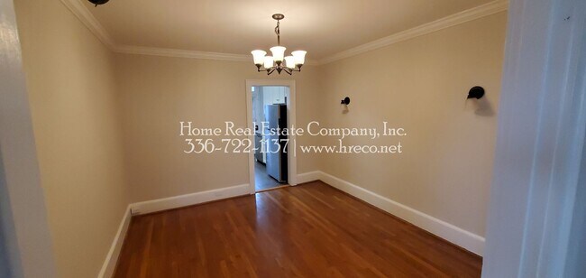 Foto del edificio - 415 N Spring St