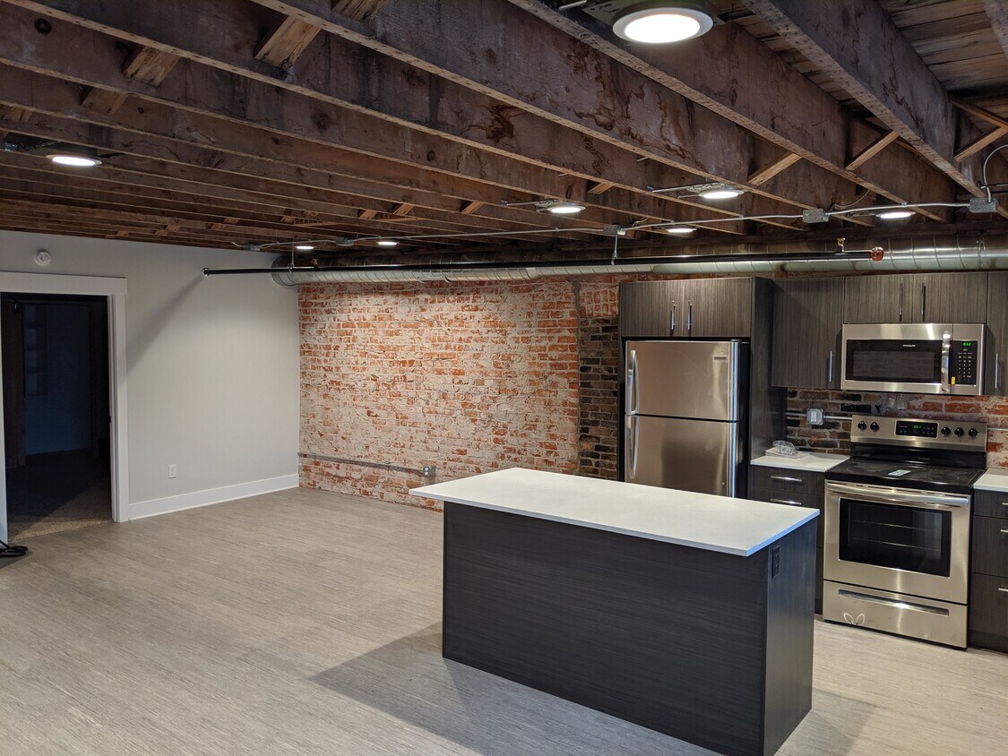 130 E State St Unit 203, Hastings, MI 49058 Apartments in Hastings