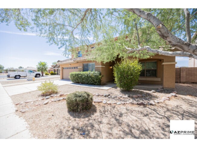 Foto del edificio - Discover the perfect blend of comfort and sophistication in this 5/3.5 home in sought-after Laveen!