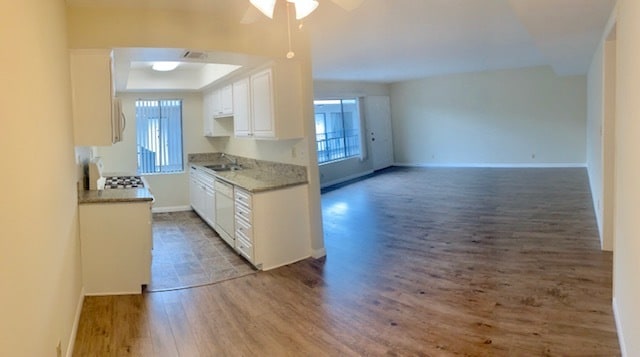 Kitchen - 211 West Verdugo