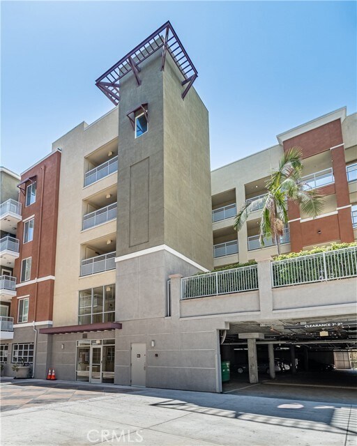 Foto del edificio - 12668 Chapman Ave