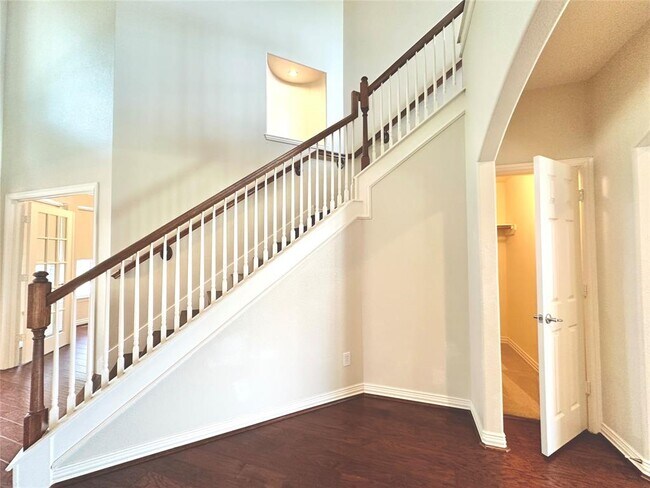 Foto del edificio - 26223 Longmont Park Ln