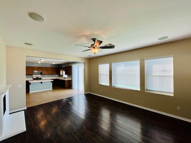 Foto del edificio - 37953 Lopez Ln
