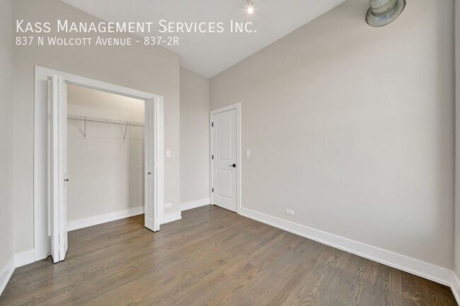 Foto del edificio - 837 N Wolcott Ave