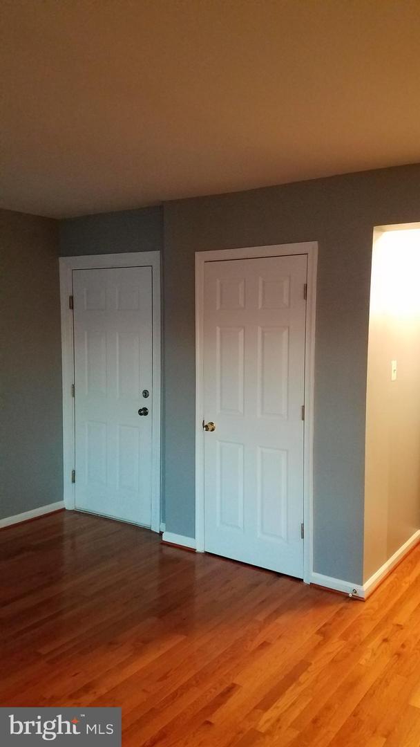 Building Photo - 2512 Markham Ln
