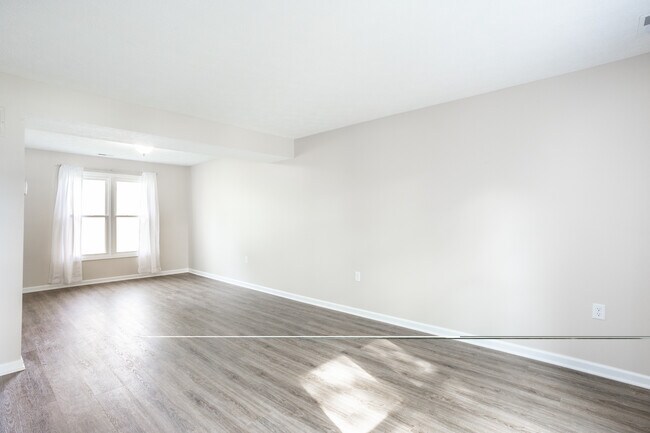 Foto del edificio - 6130 Bethesda Way