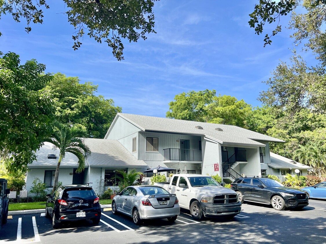 Foto principal - 2565 SW 22nd Ave