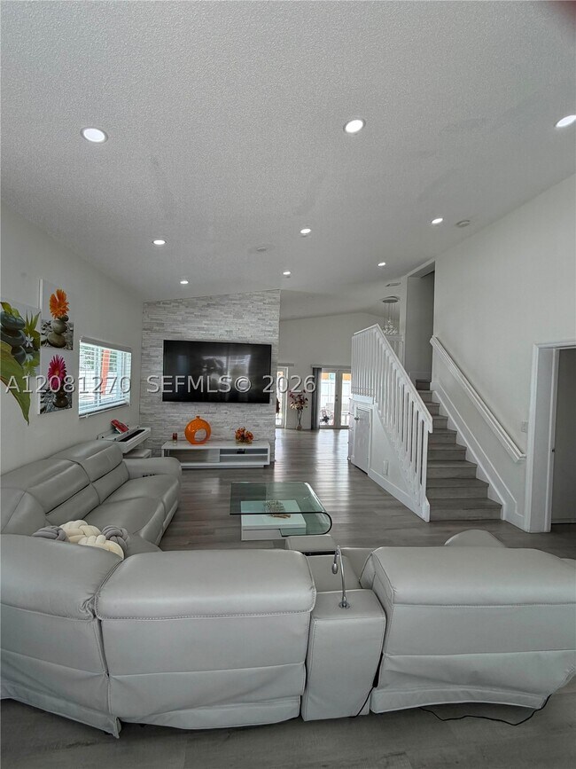 Foto del edificio - 12076 SW 251st St