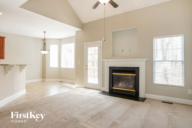 Foto del edificio - 500 Deacon Ridge St
