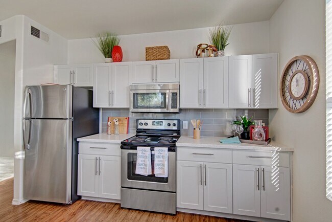 Andante Apartments Phoenix Az Apartments Com