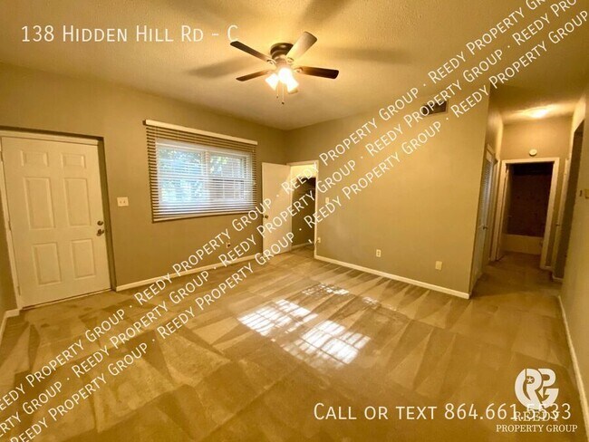 Foto del edificio - 138 Hidden Hill Rd