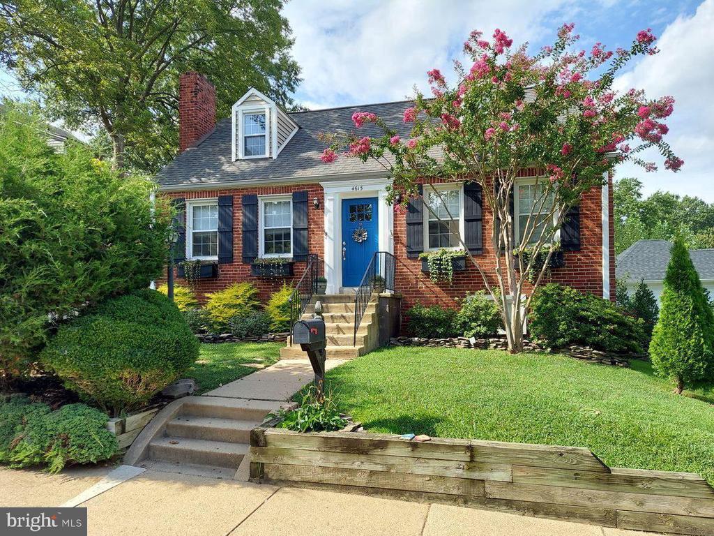 Foto principal - 4615 22nd St N