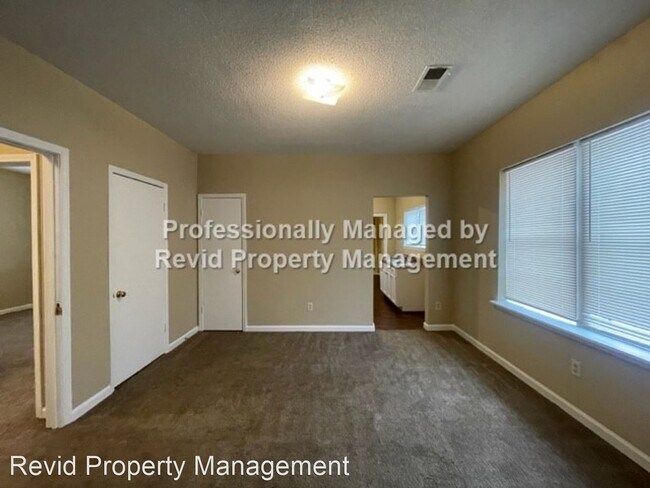 Building Photo - 3 br, 2 bath House - 883 Garland