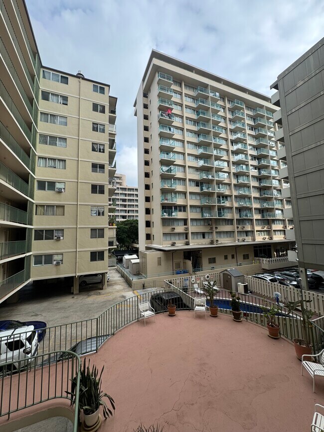 Foto del edificio - 2355 Ala Wai Blvd