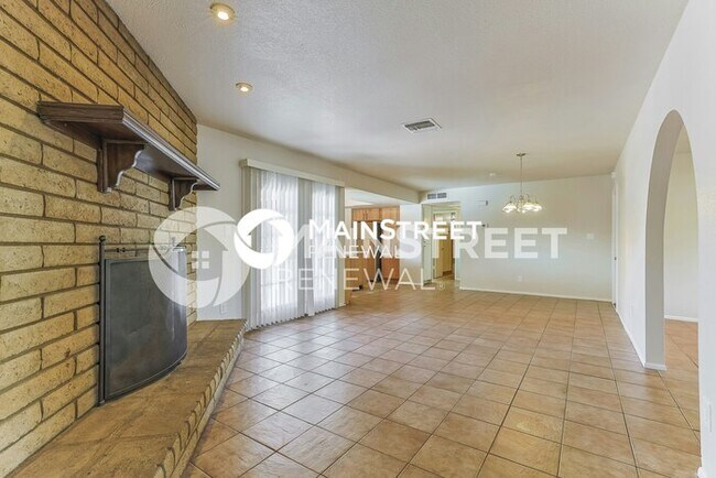 Foto del edificio - 3 Bedroom Pet-Friendly Home in TEMPE, AZ with Main Street Renewal