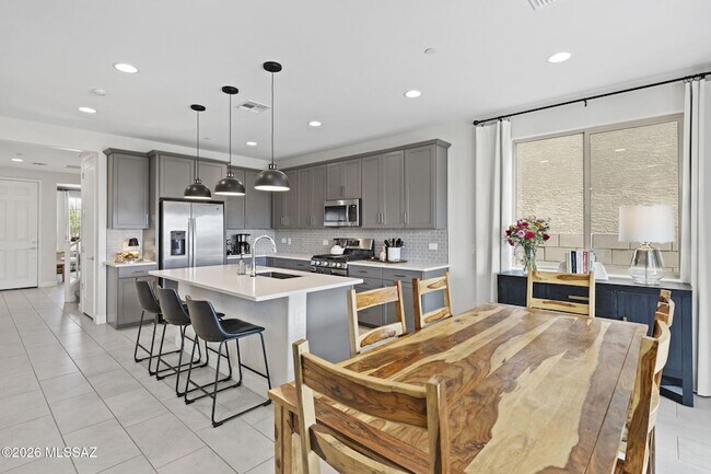 Building Photo - 10599 W Walker Brown Dr