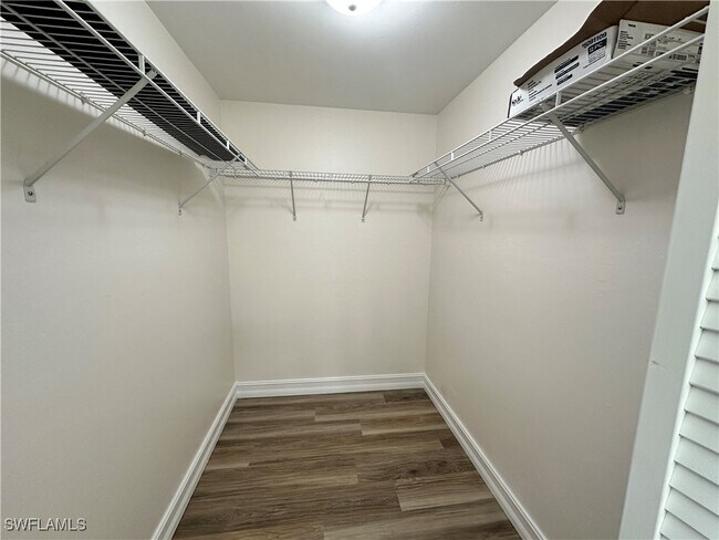 Foto del edificio - 7818 Great Heron Way