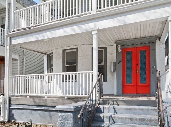 Foto principal - 680 E 21st St