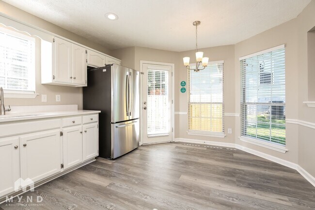 Building Photo - 308 Pine Ridge Ln