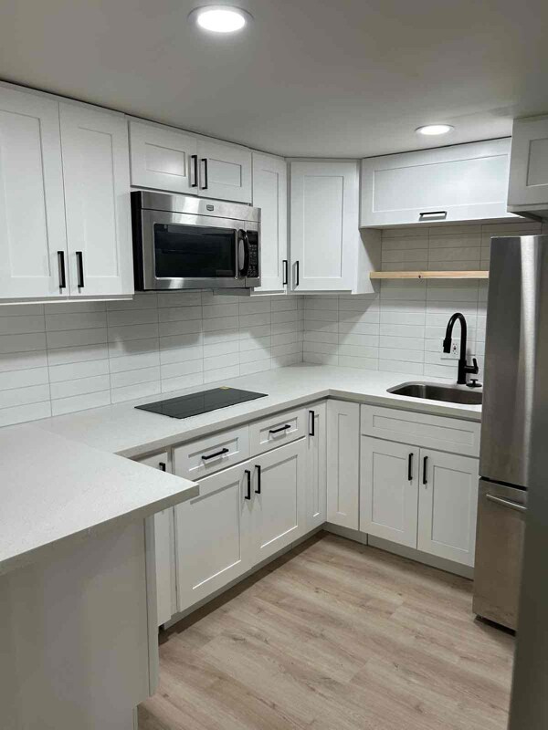 Foto del edificio - 553 Pioneer Rd