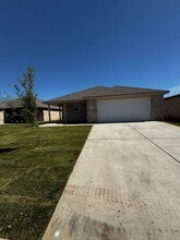 Building Photo - 4207 Sunset St