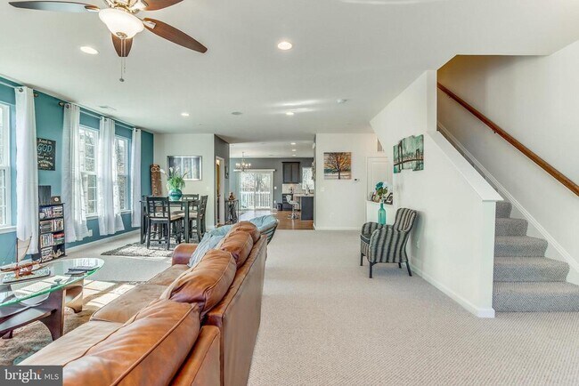 Foto del edificio - 14755 Malloy Ct