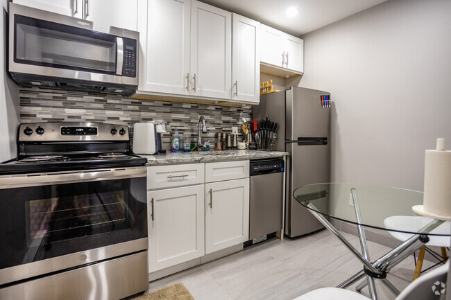 Studio - Fort Fredrick Apartments