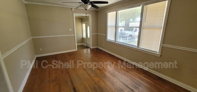 Building Photo - 216 Marine Dr