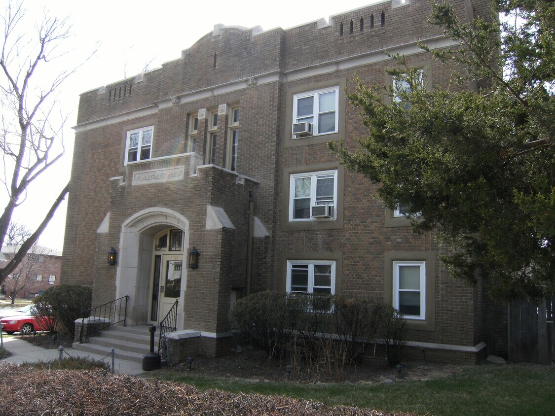 Building Photo - 608 N 50th St