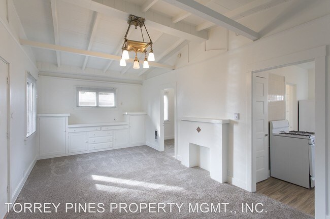 Building Photo - 7769 Ivanhoe Ave