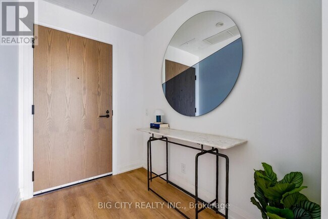 Photo du bâtiment - 36 Brentcliffe Rd