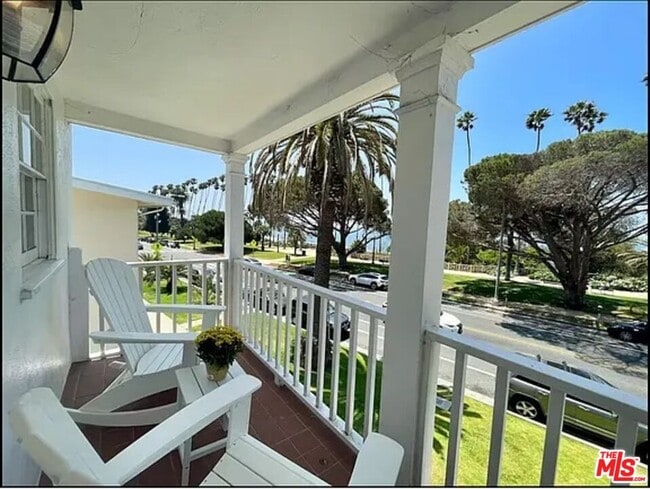 Foto del edificio - 423 Ocean Ave