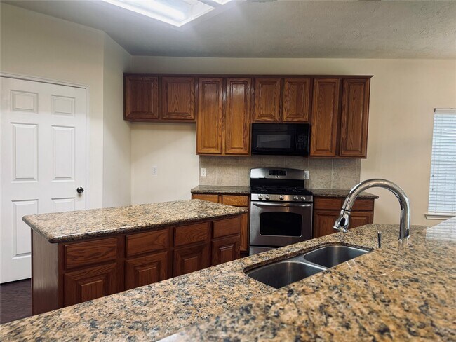 Foto del edificio - 3623 Pine Valley Dr