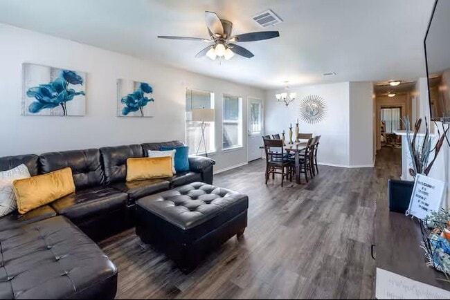 Building Photo - 2304 Smith Branch Blvd