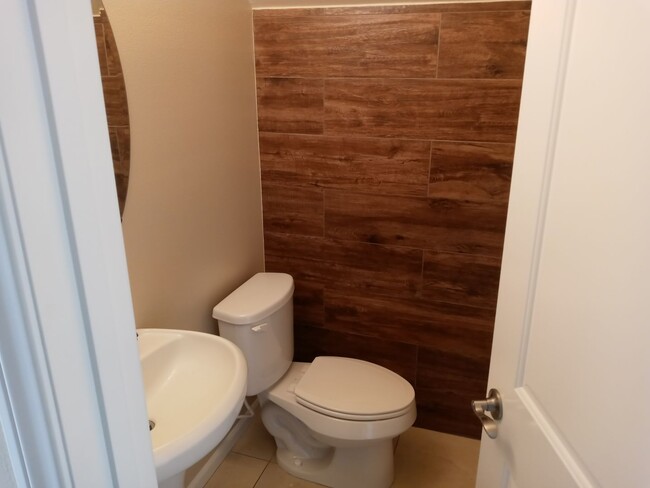 Foto del edificio - 44017 Arcadia Ct