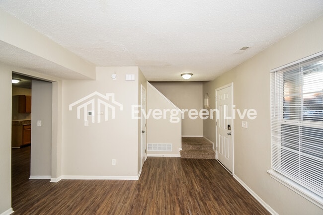 Building Photo - 6533 Townsend Way