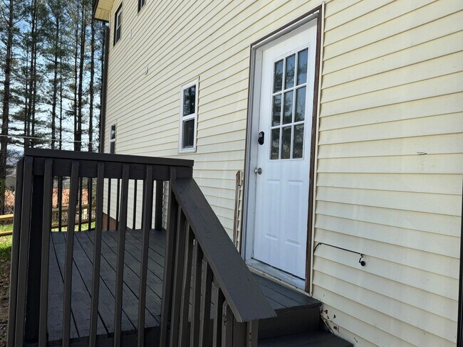 Foto del edificio - 115 Towneview Estates Dr