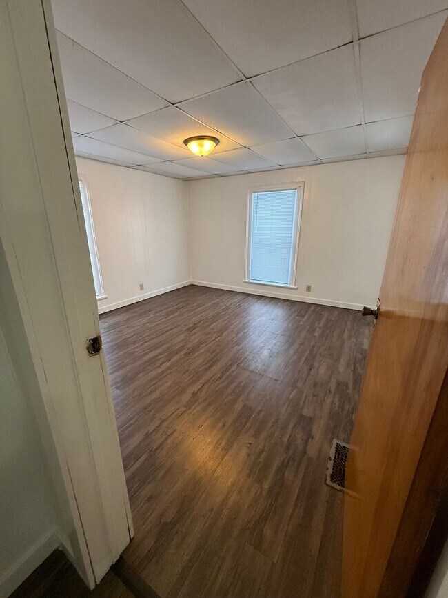 Foto del edificio - 314 Ives Ave