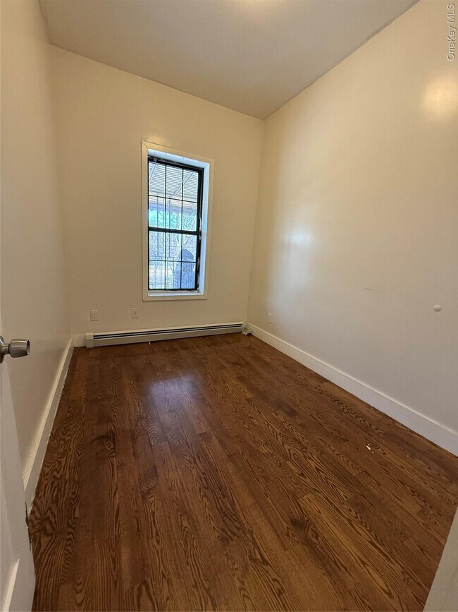 Foto del edificio - 519 Miller Ave